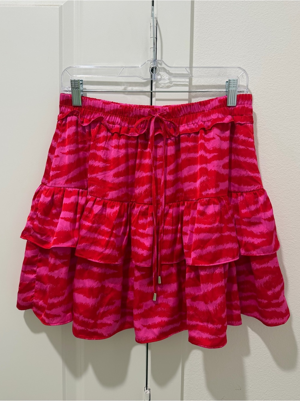 💖🪩entro Zebra Print Tiered Ruffle Mini Skirt in Hot Pink and Red Colorway🪩💖 - Picture 3 of 5